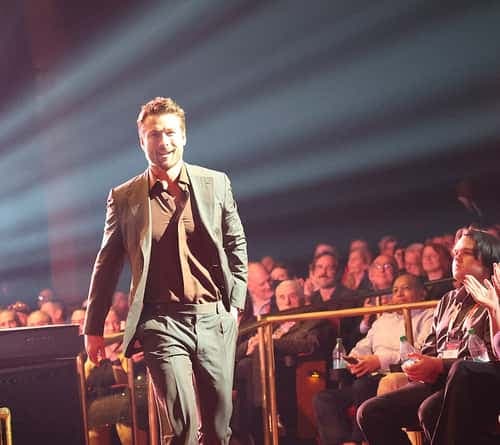 Glen Powell — photo 1
