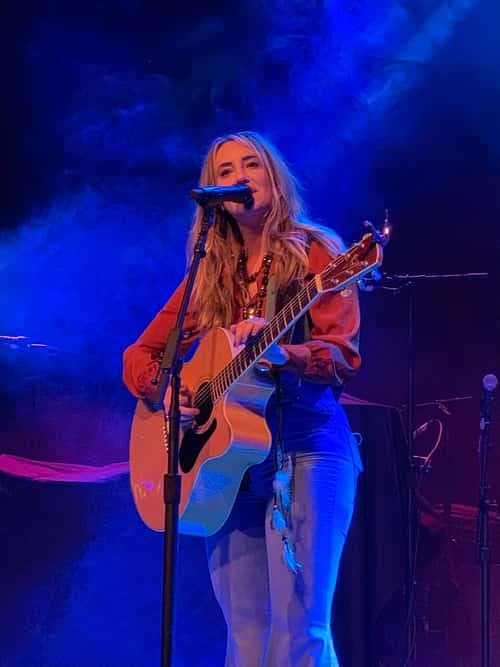 Lainey Wilson — photo 1