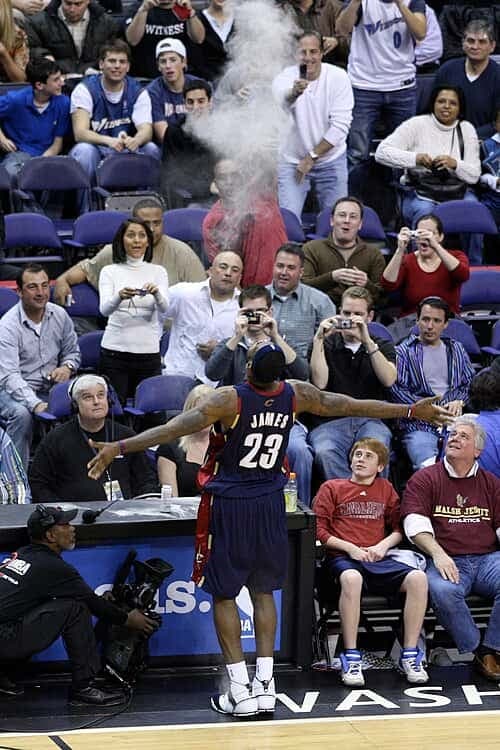 LeBron James β photo 1